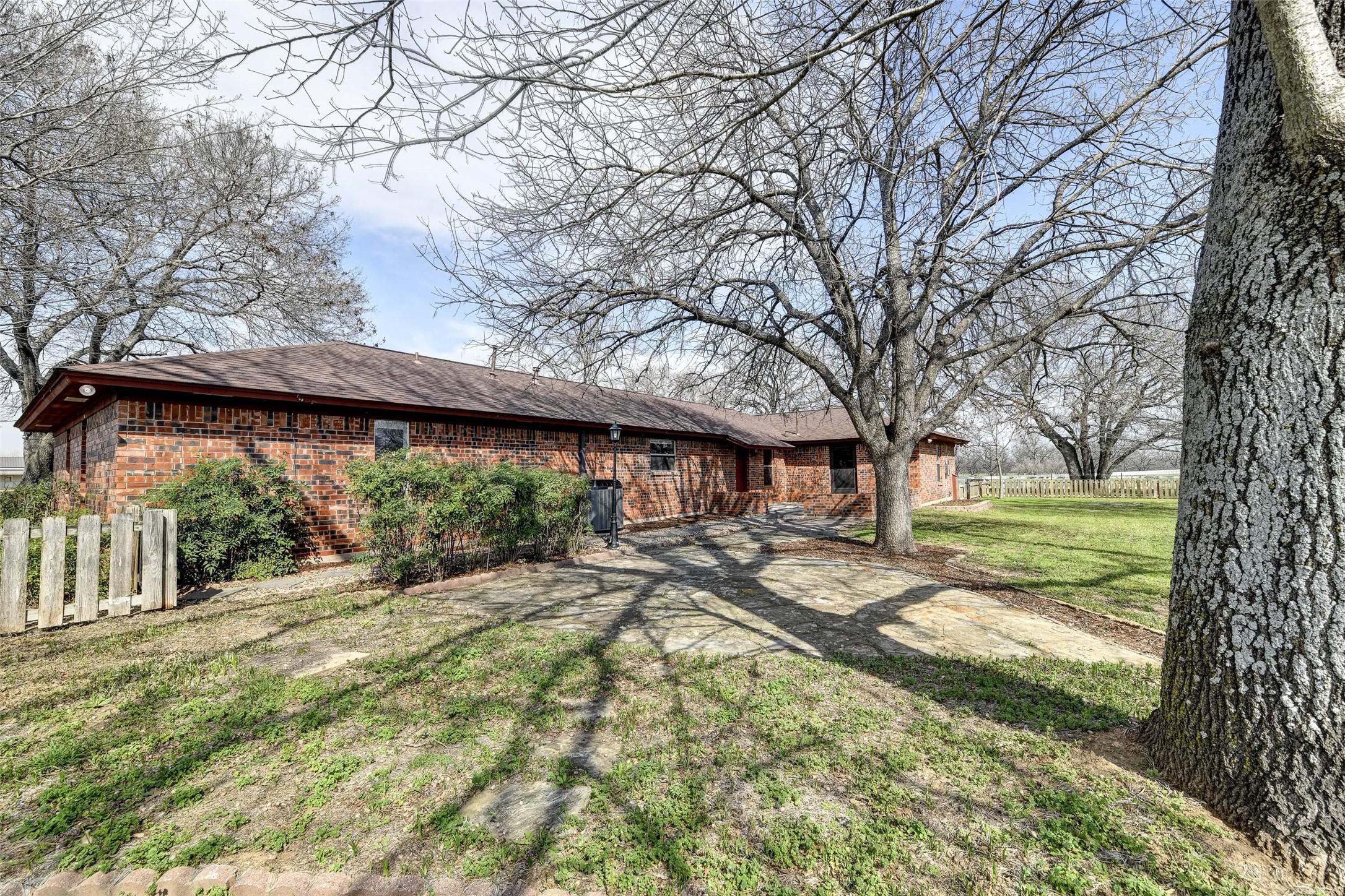 551 County Road 3390 Paradise TX 76073