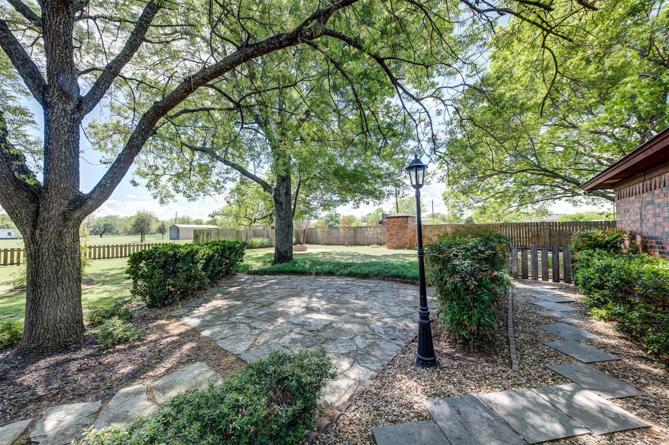 551 County Road 3390 Paradise TX 76073