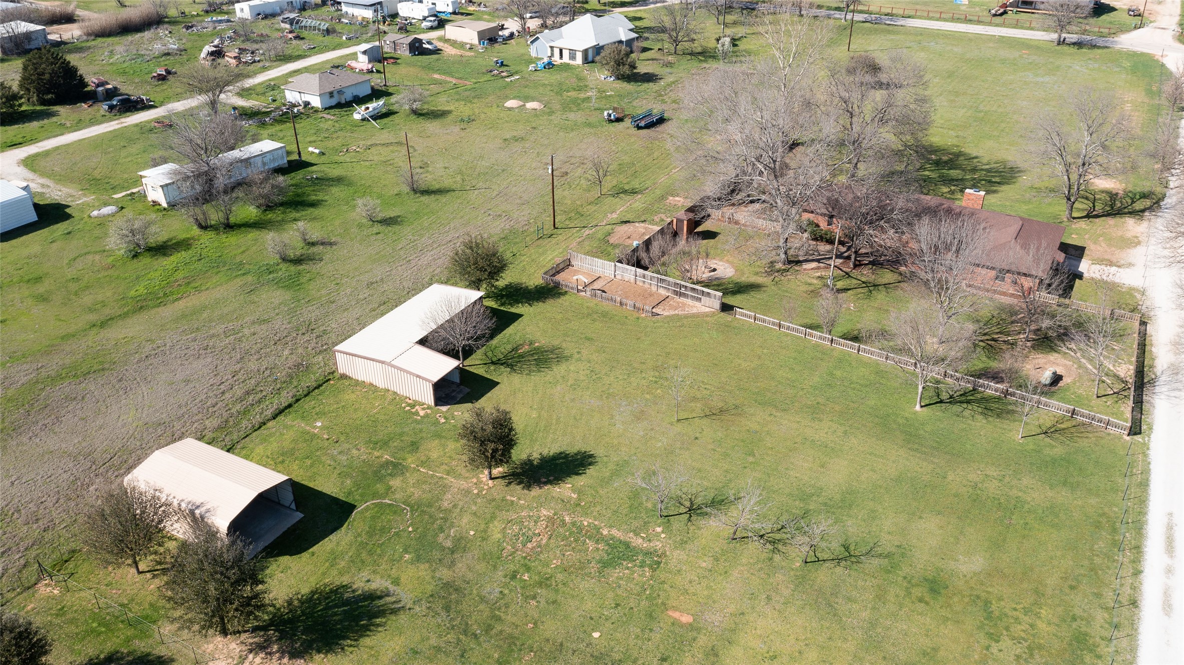 551 County Road 3390 Paradise TX 76073