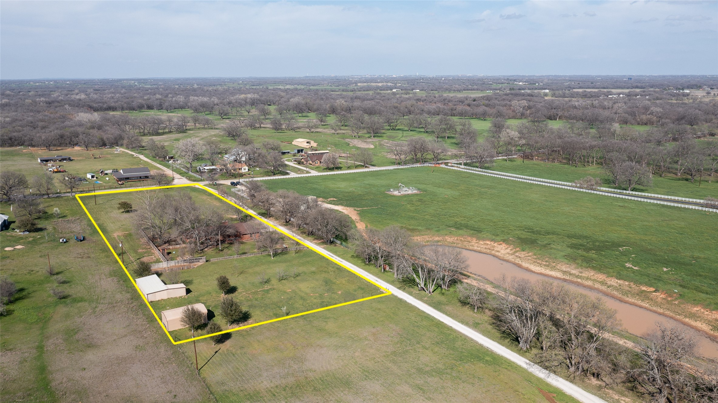 551 County Road 3390 Paradise TX 76073