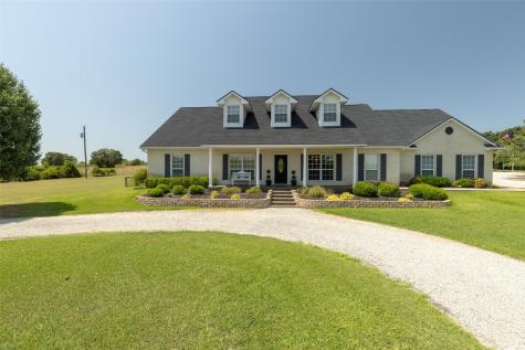 286 Spring Creek Court Paradise TX 76073