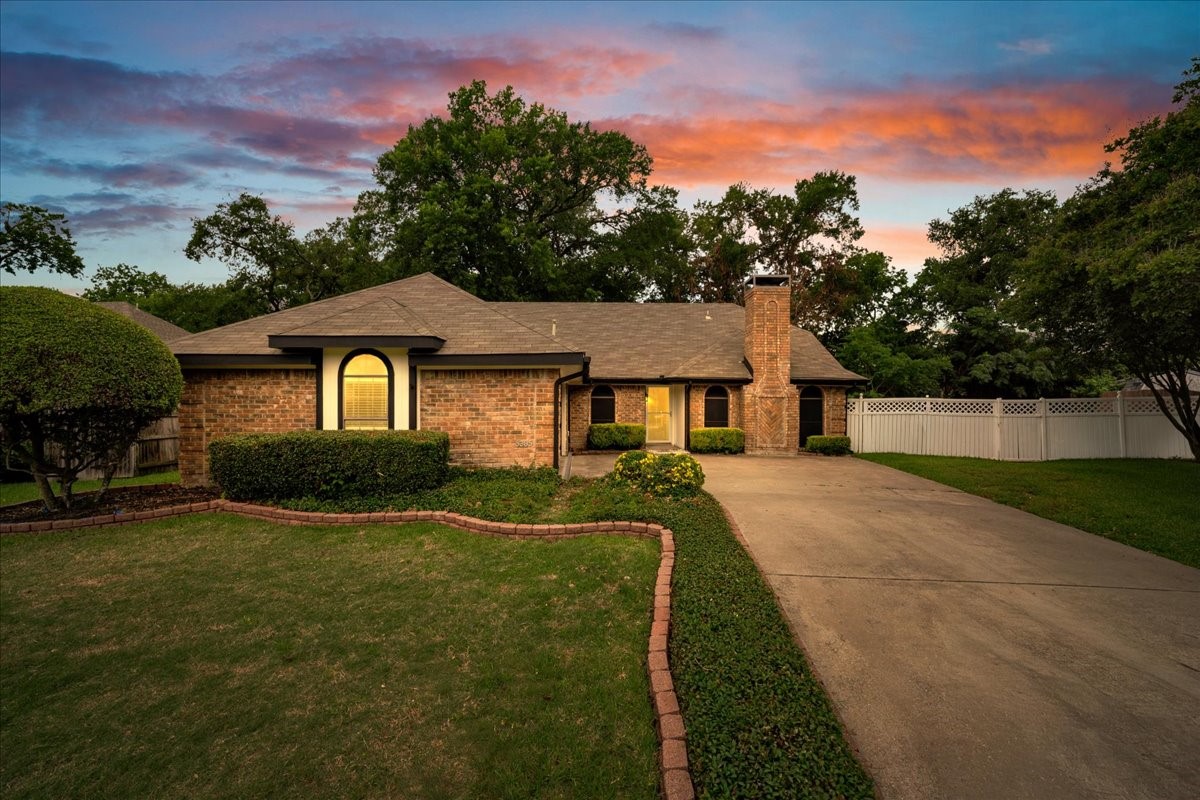 5305 Deep Canyon Drive Garland TX 75043