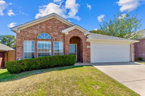 7740 Briarstone Court Fort Worth TX 76112