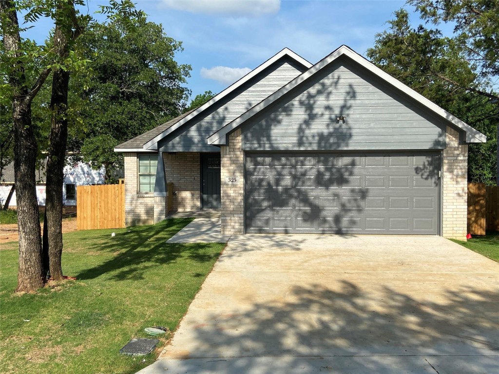 325 S Watson Street Alvarado TX 76009