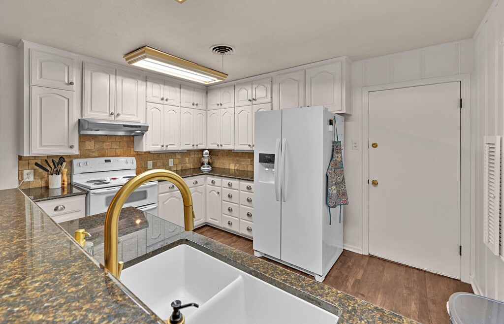 421 Bellaire Drive Woodway TX 76712