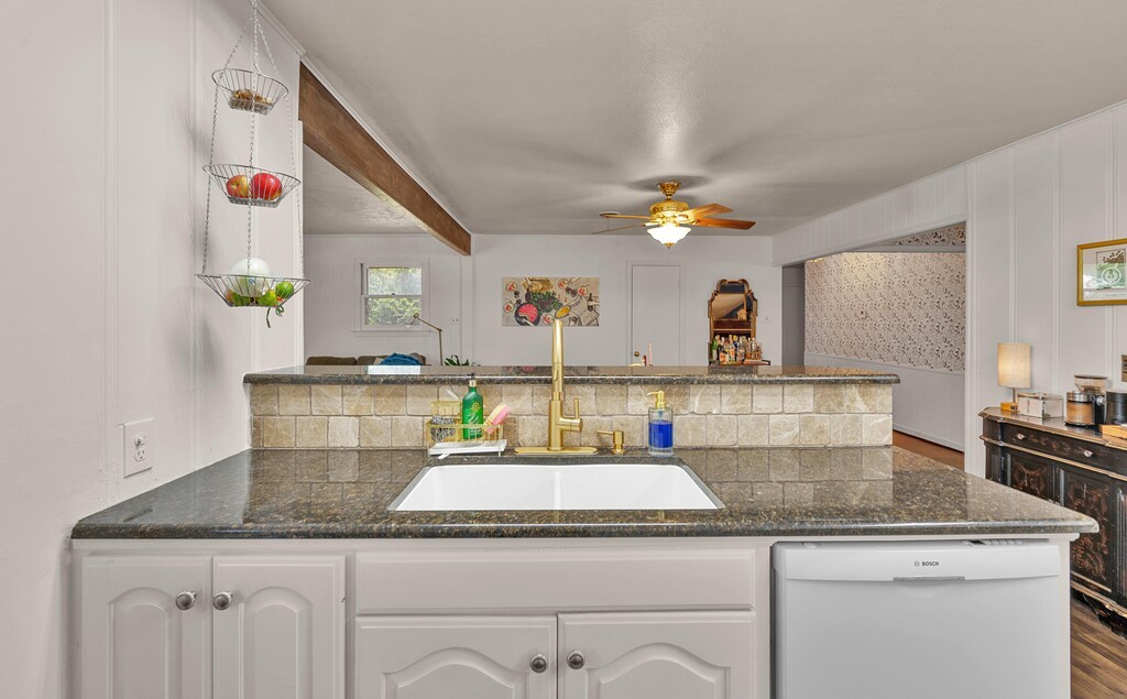 421 Bellaire Drive Woodway TX 76712
