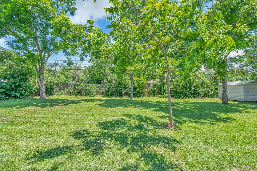 421 Bellaire Drive Woodway TX 76712