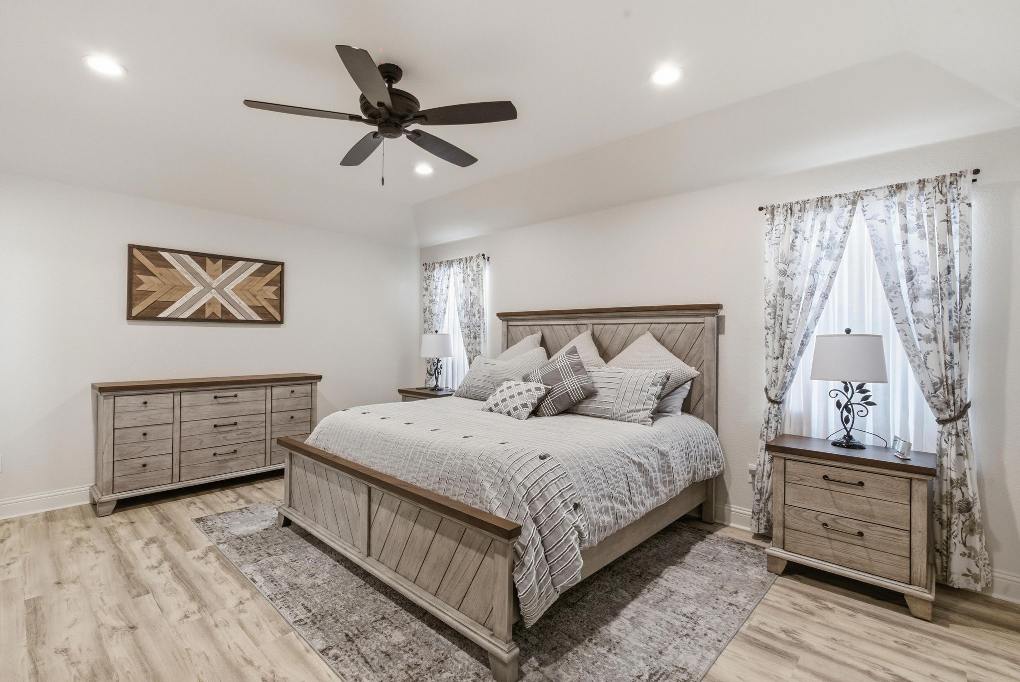 1025 Churchill Lane Millsap TX 76066