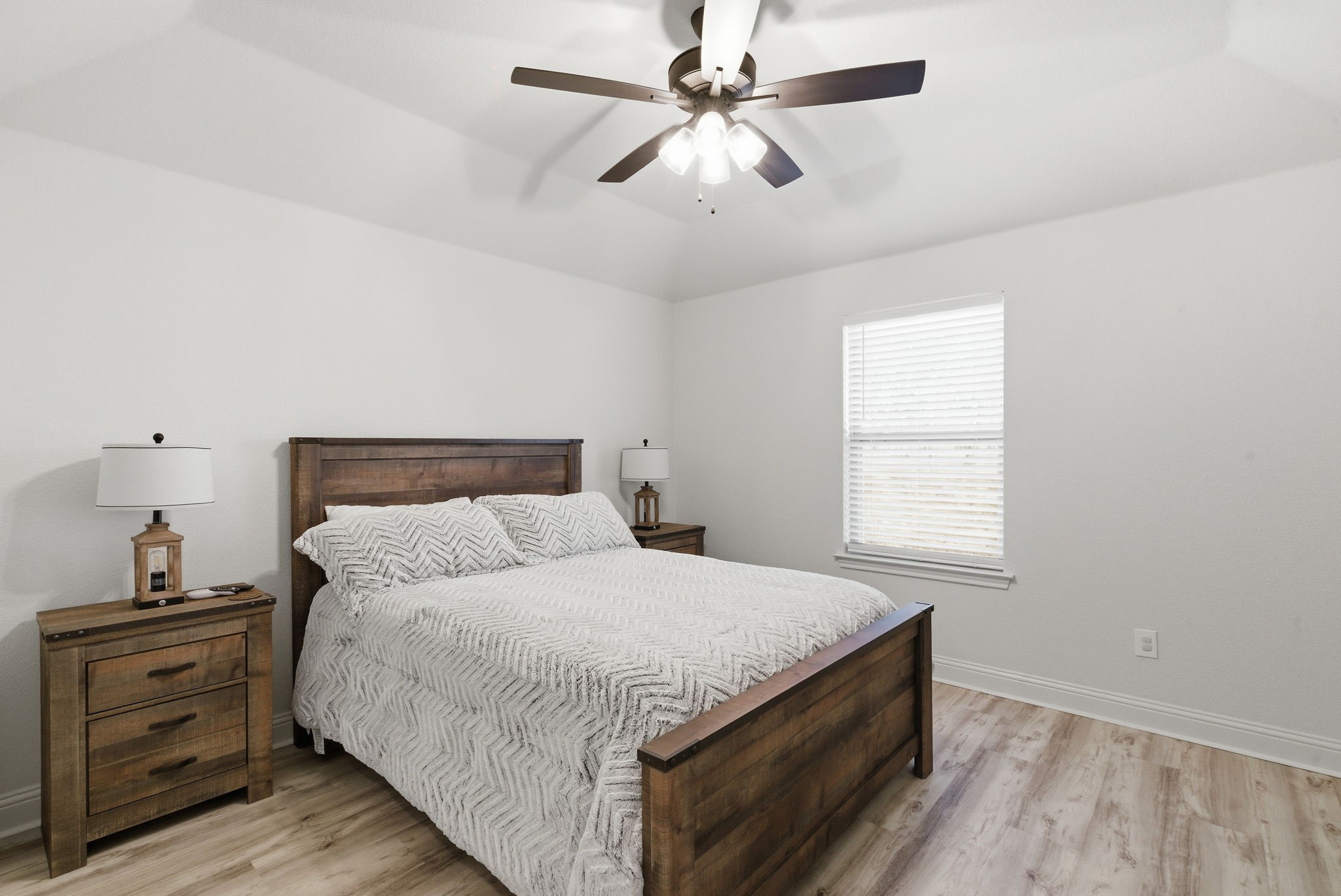 1025 Churchill Lane Millsap TX 76066