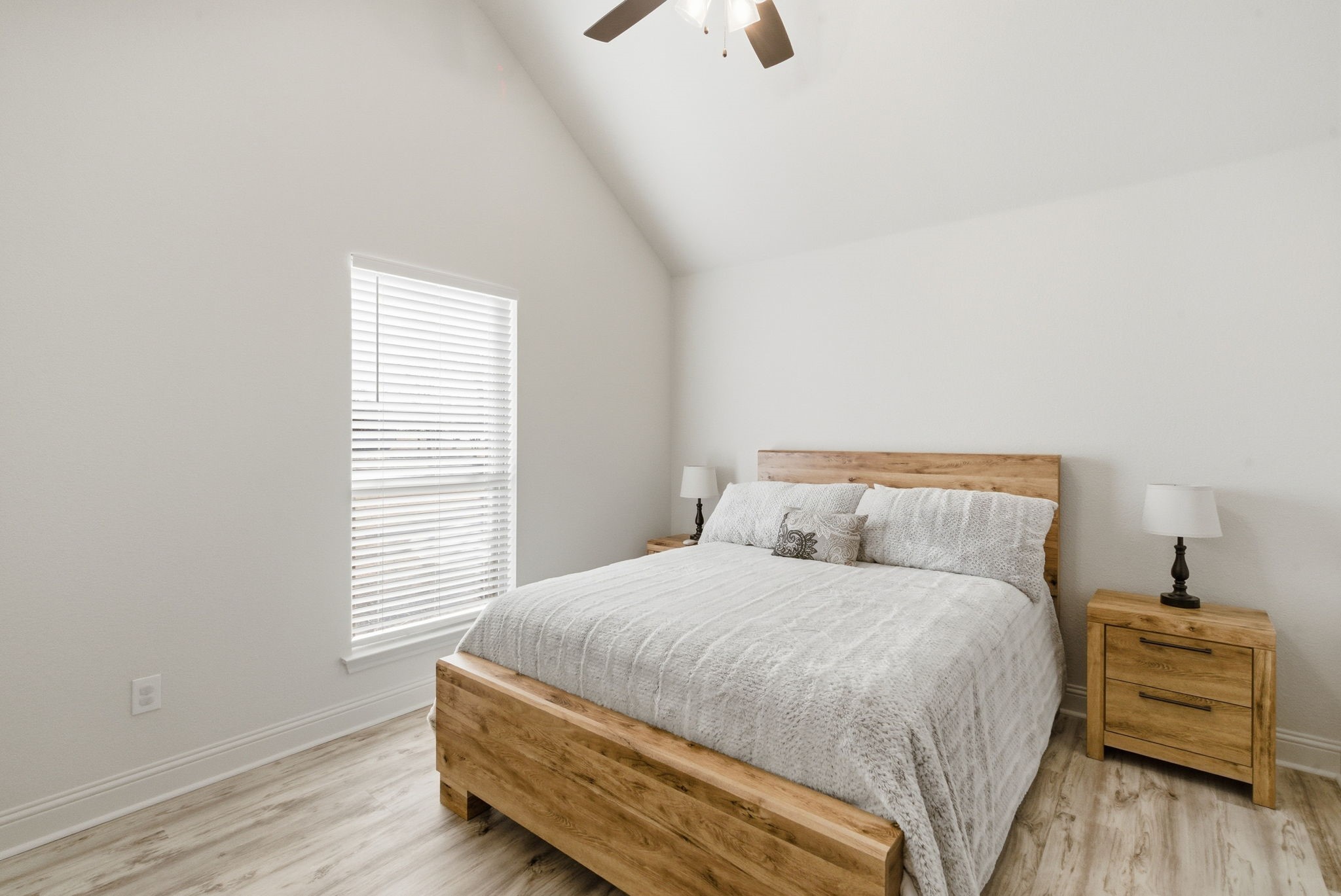 1025 Churchill Lane Millsap TX 76066