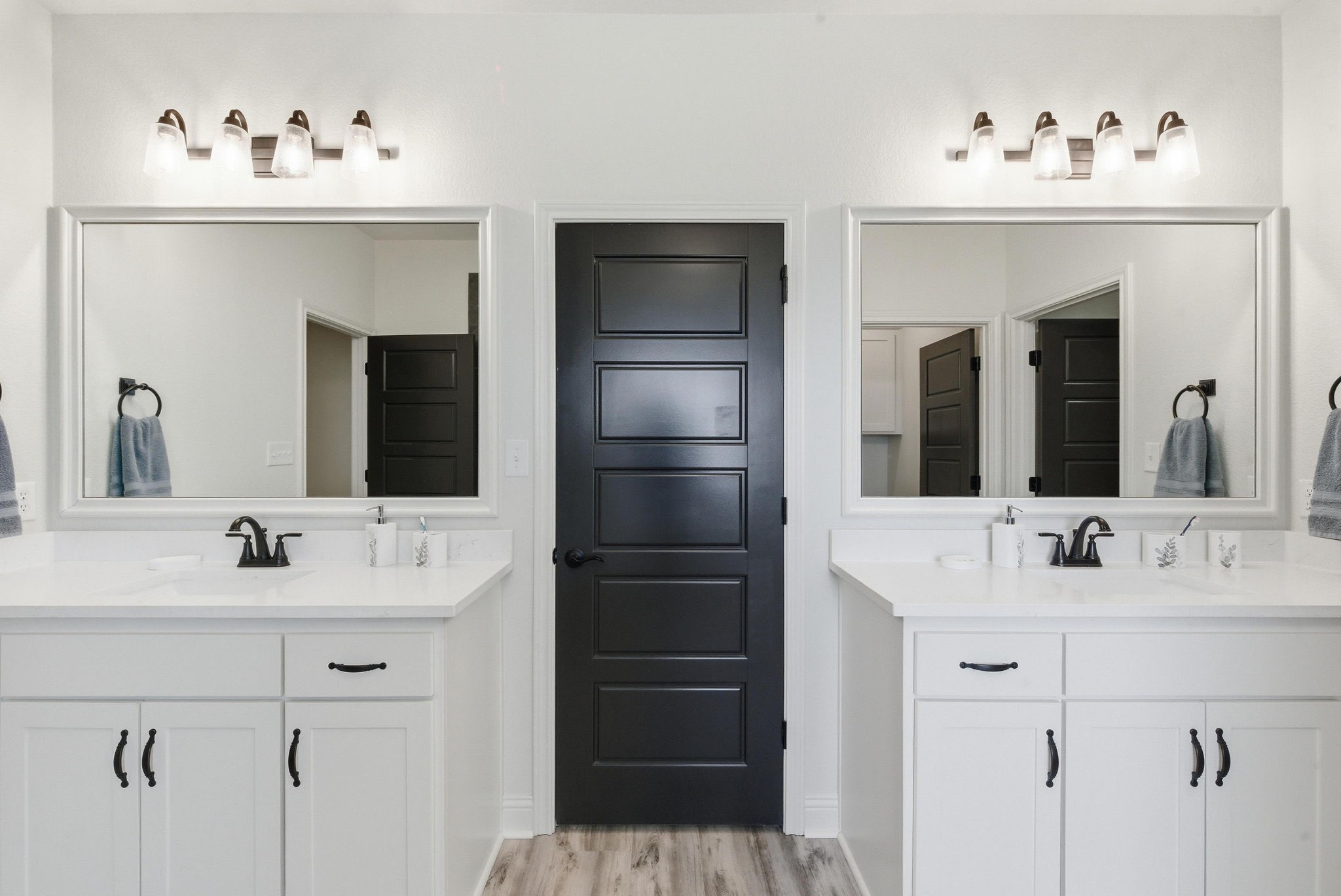 1025 Churchill Lane Millsap TX 76066
