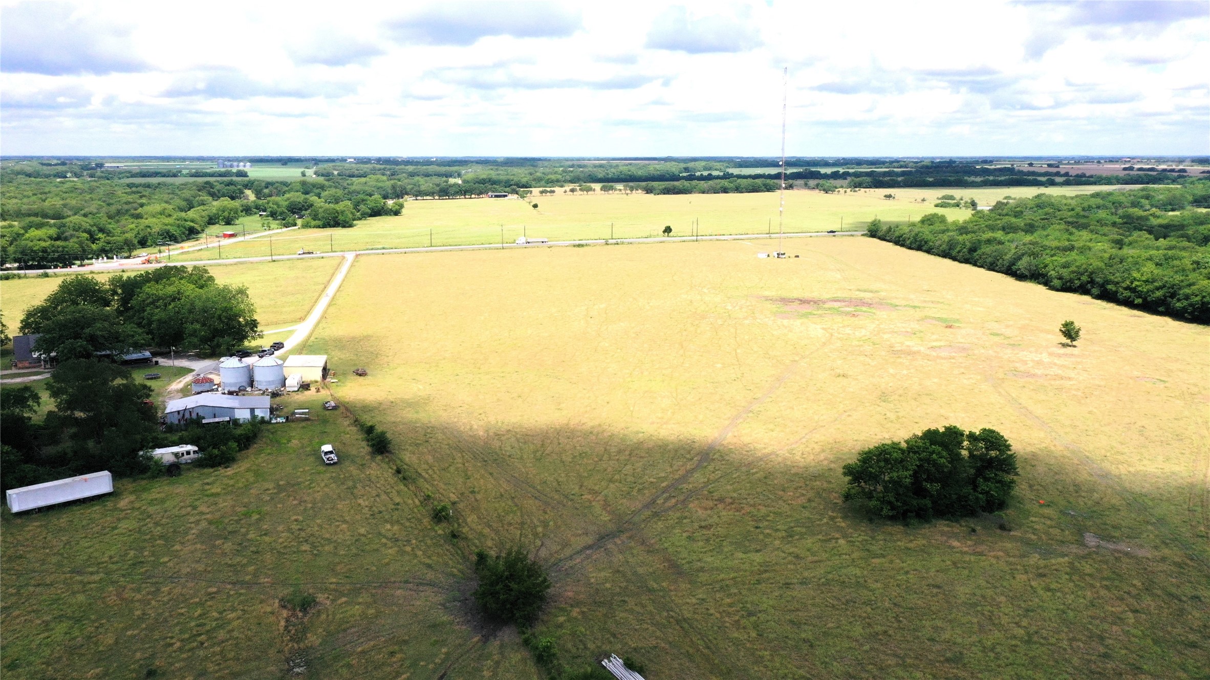 18048 Us-69 Whitewright TX 75491