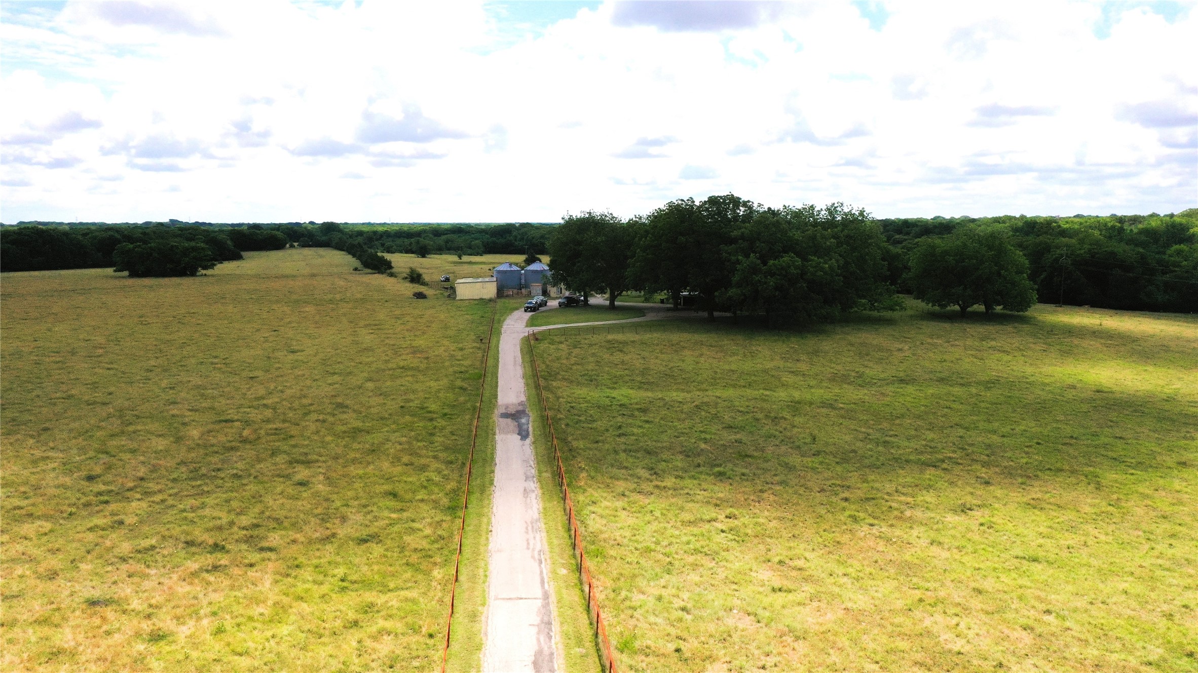 18048 Us-69 Whitewright TX 75491