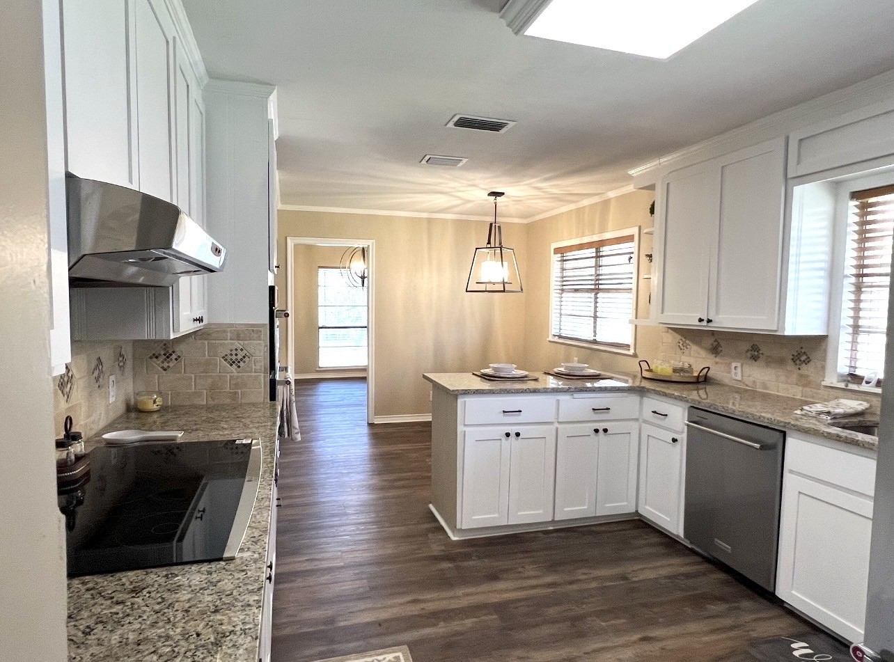 800 Western Hills Drive Sherman TX 75092