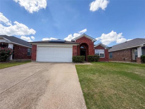 2563 Taos Drive Grand Prairie TX 75051