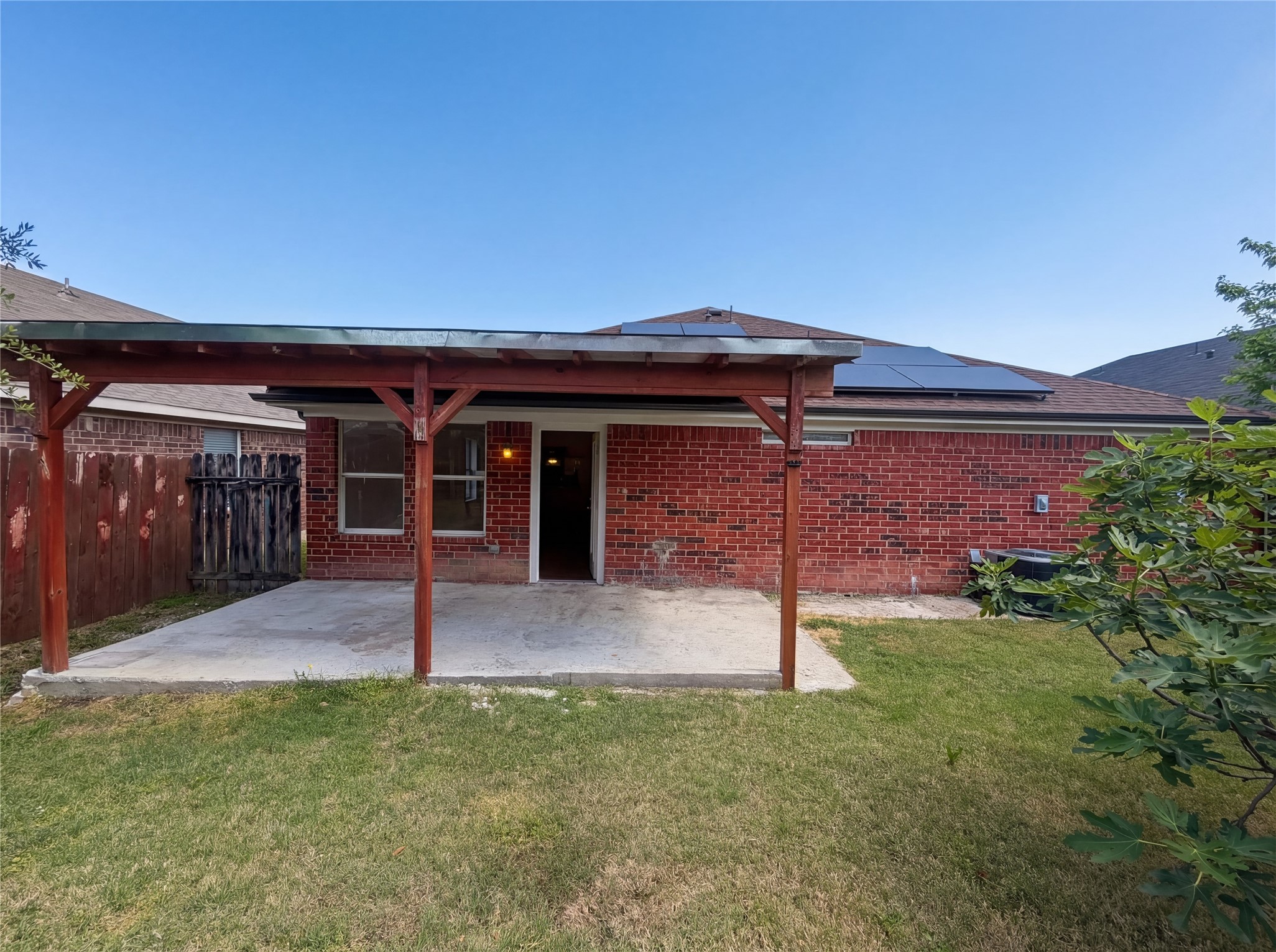 2563 Taos Drive Grand Prairie TX 75051