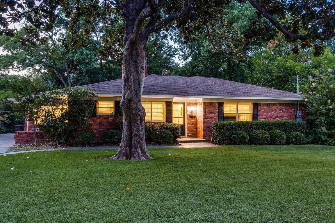 6525 Danbury Lane Dallas TX 75214