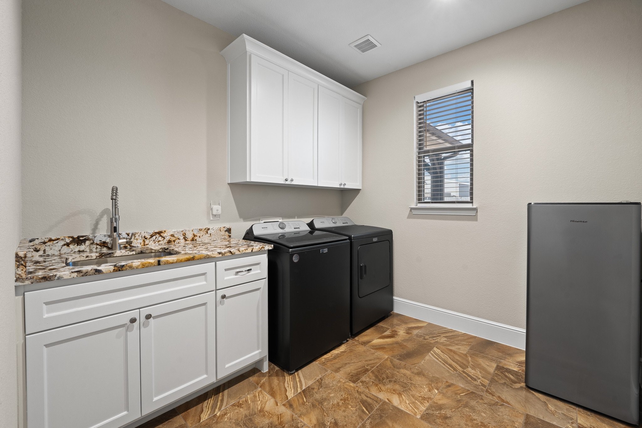 6012 Berry Ridge Lane Joshua TX 76058