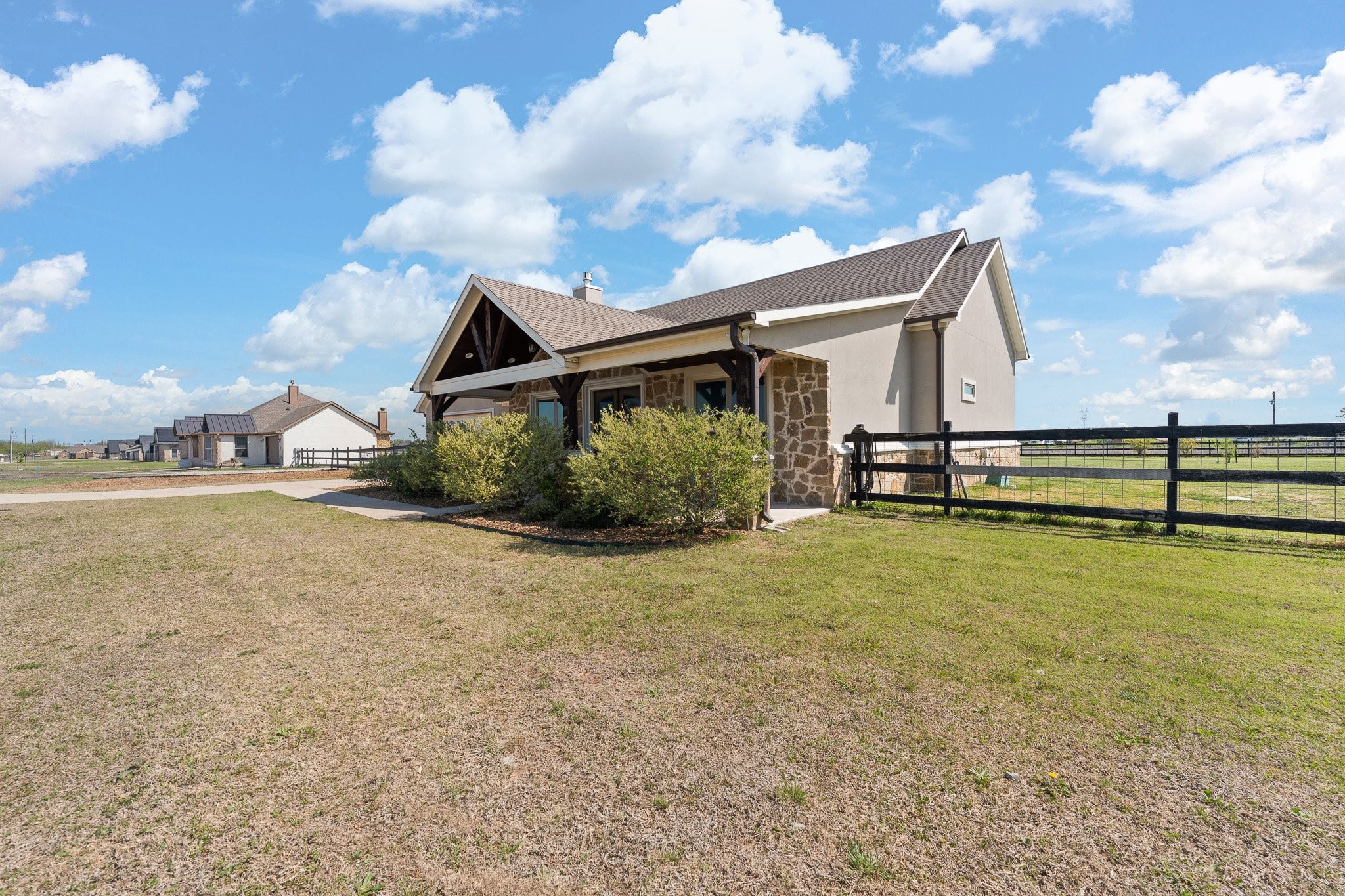 6012 Berry Ridge Lane Joshua TX 76058