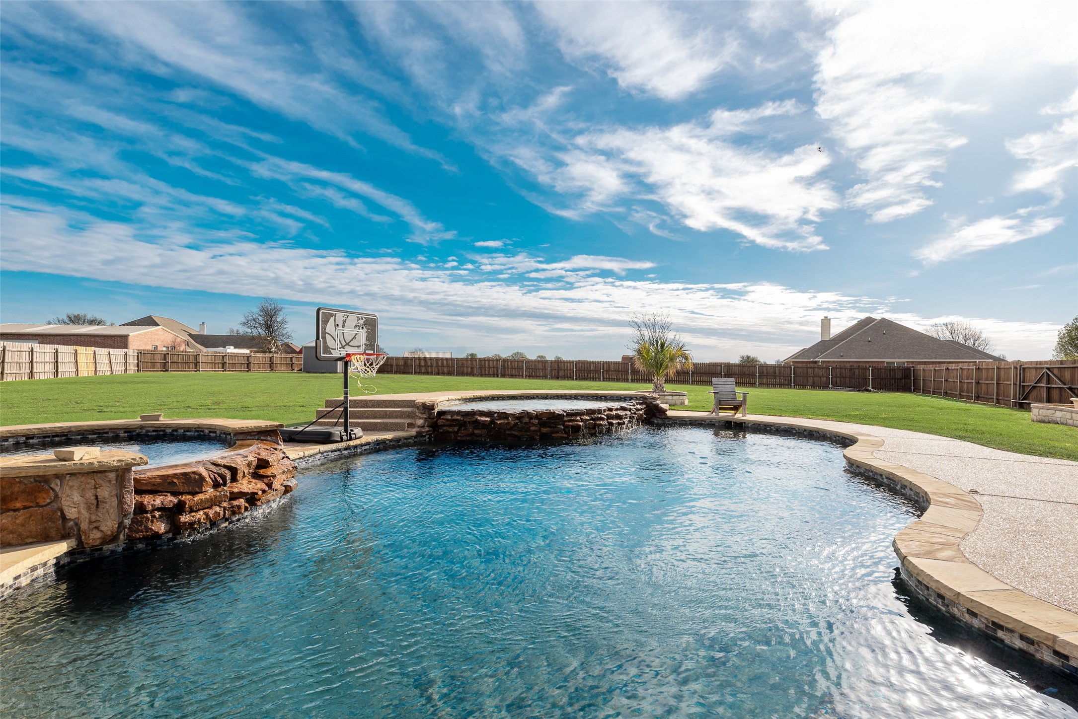 103 Springfield Lane Red Oak TX 75165