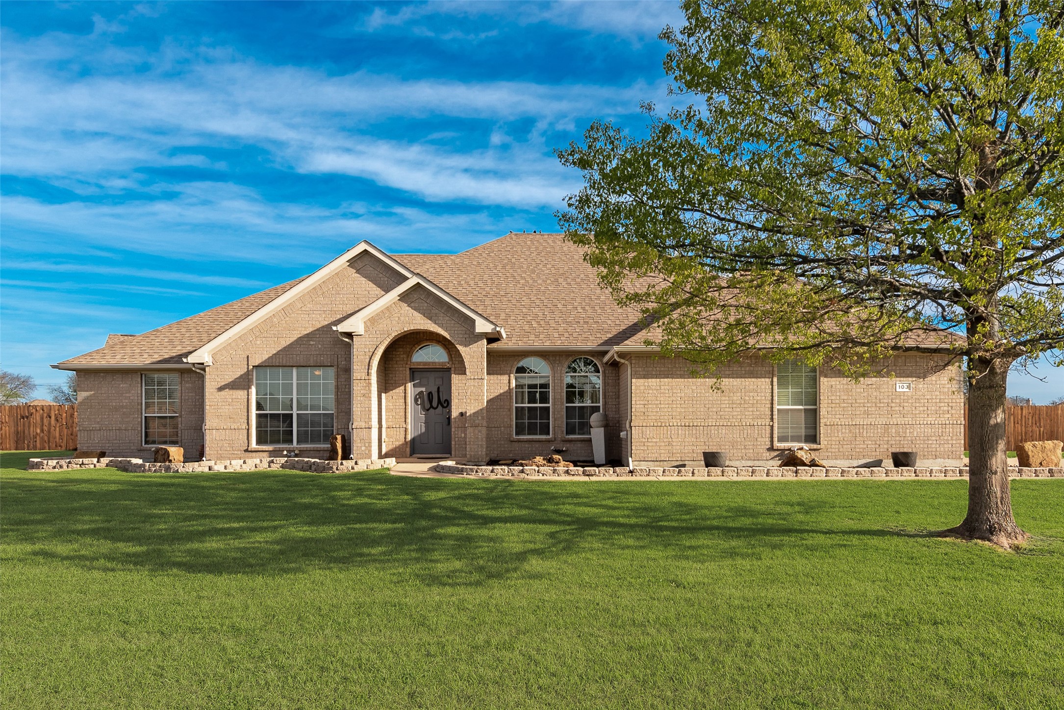 103 Springfield Lane Red Oak TX 75165