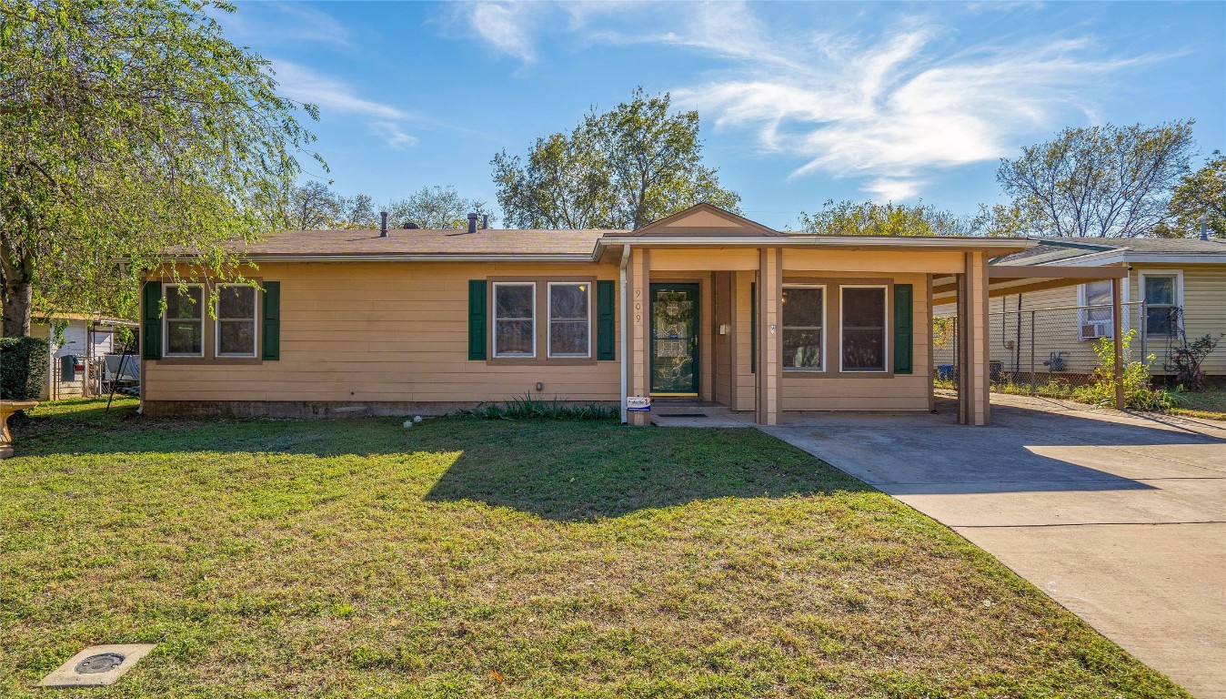 909 Edney Street Fort Worth TX 76115