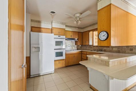 1306 Hillside Drive Gainesville TX 76240