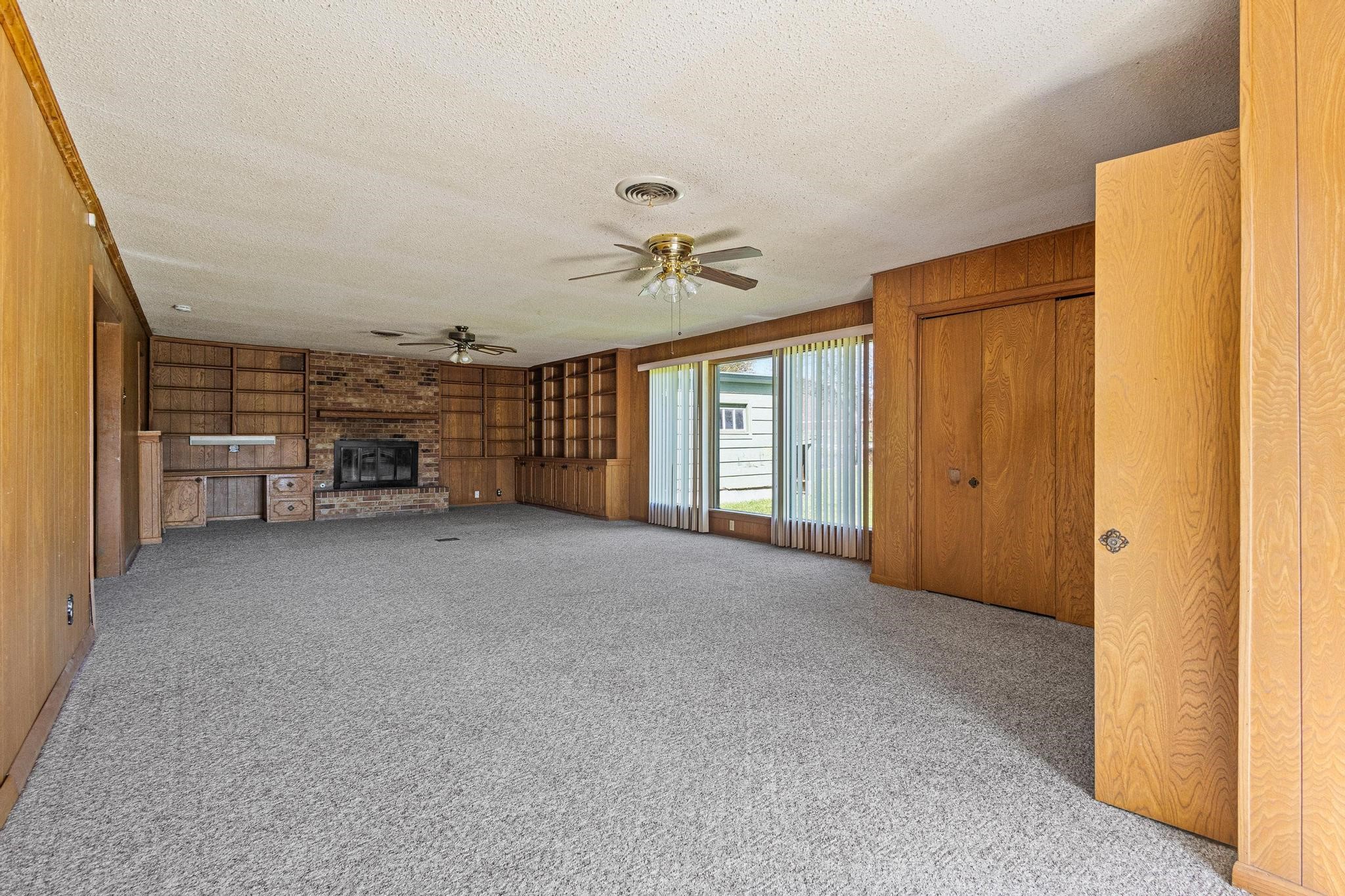 1306 Hillside Drive Gainesville TX 76240