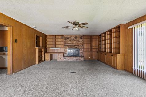 1306 Hillside Drive Gainesville TX 76240
