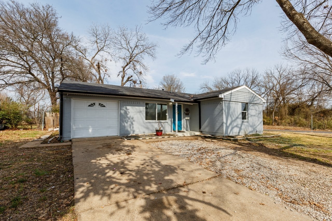 3831 Black Oak Drive Dallas TX 75241