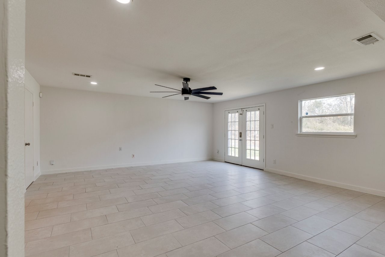 3831 Black Oak Drive Dallas TX 75241
