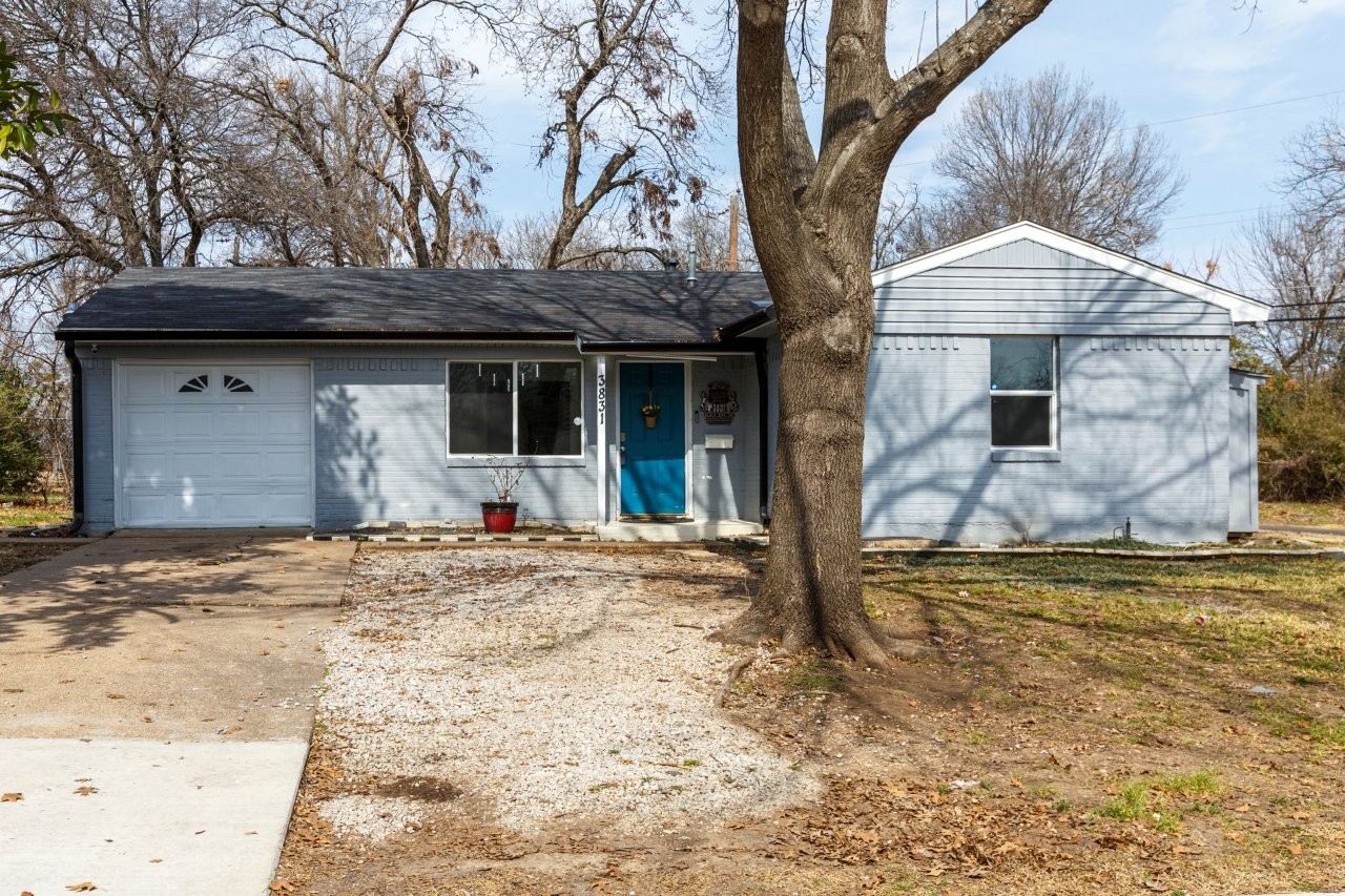 3831 Black Oak Drive Dallas TX 75241