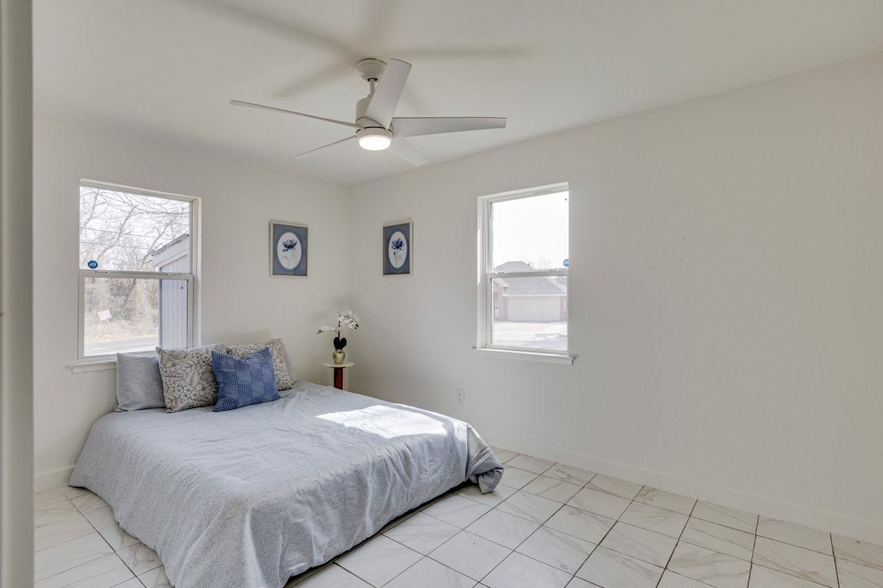 3831 Black Oak Drive Dallas TX 75241