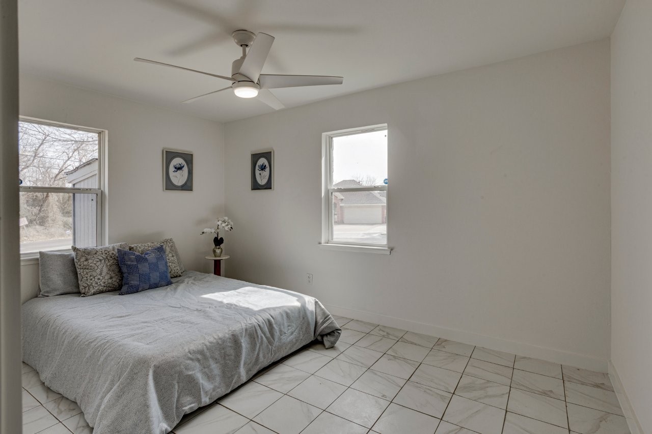 3831 Black Oak Drive Dallas TX 75241