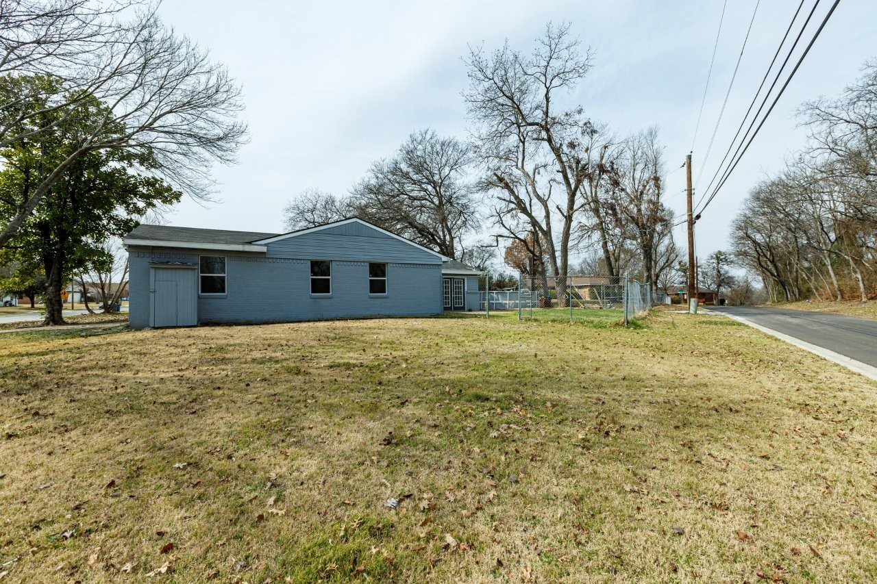 3831 Black Oak Drive Dallas TX 75241