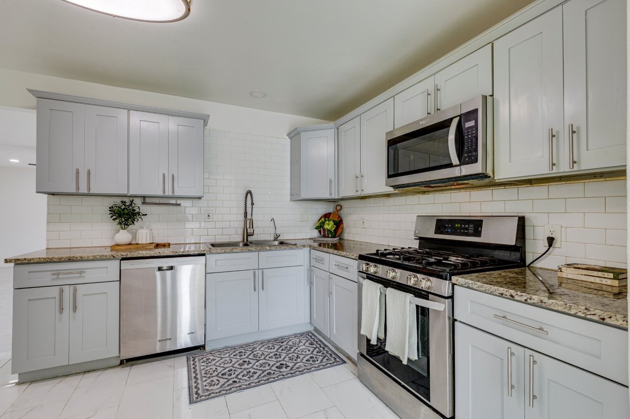 3831 Black Oak Drive Dallas TX 75241