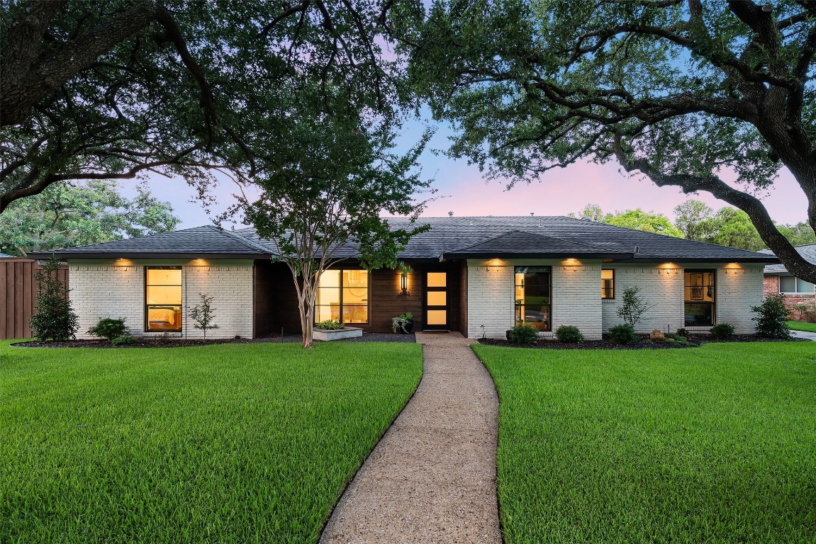 4332 Royal Ridge Drive Dallas TX 75229