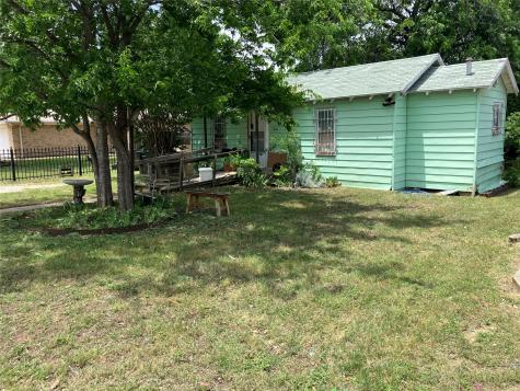 5930 Bonnell Avenue Fort Worth TX 76107
