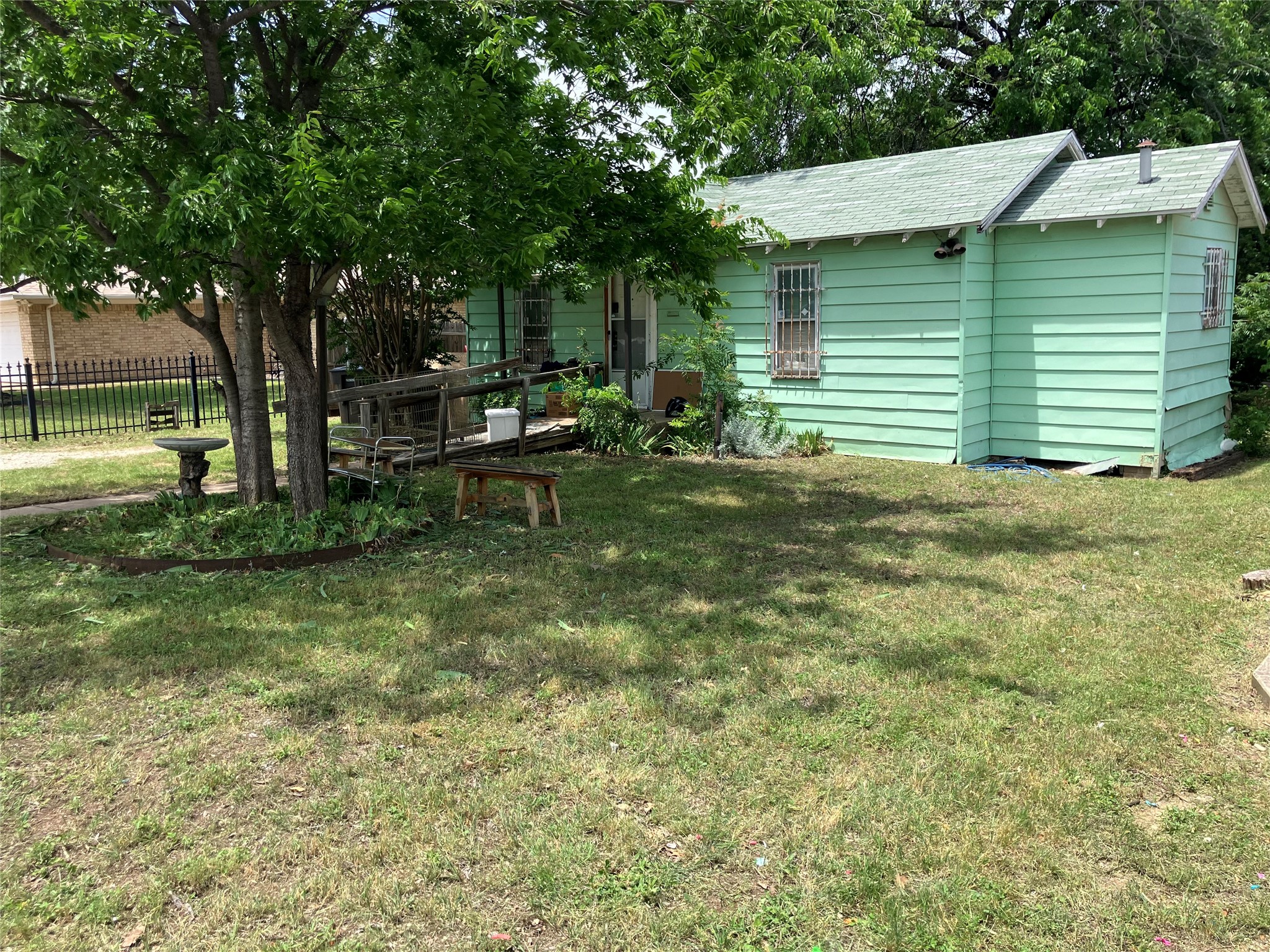 5930 Bonnell Avenue Fort Worth TX 76107