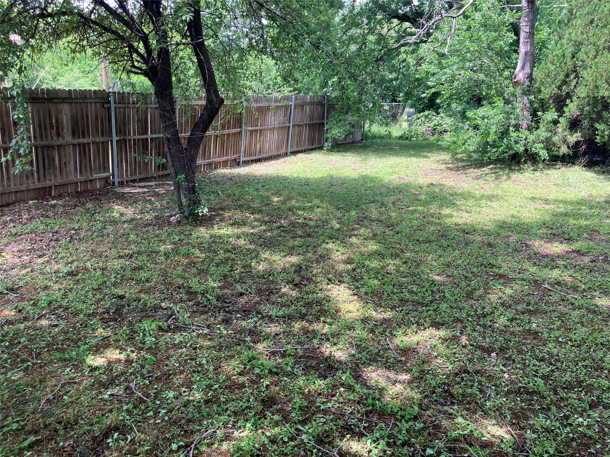 5930 Bonnell Avenue Fort Worth TX 76107