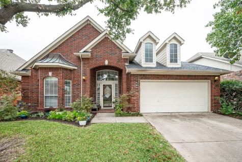 3880 Lakeview Court Addison TX 75001