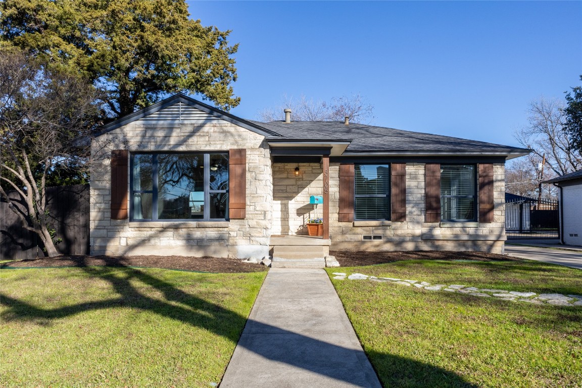 3705 Rockdale Drive Dallas TX 75220