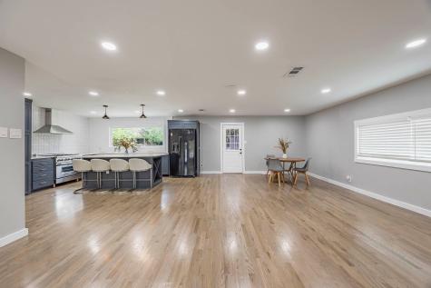 1507 Greenlawn Drive Dallas TX 75253