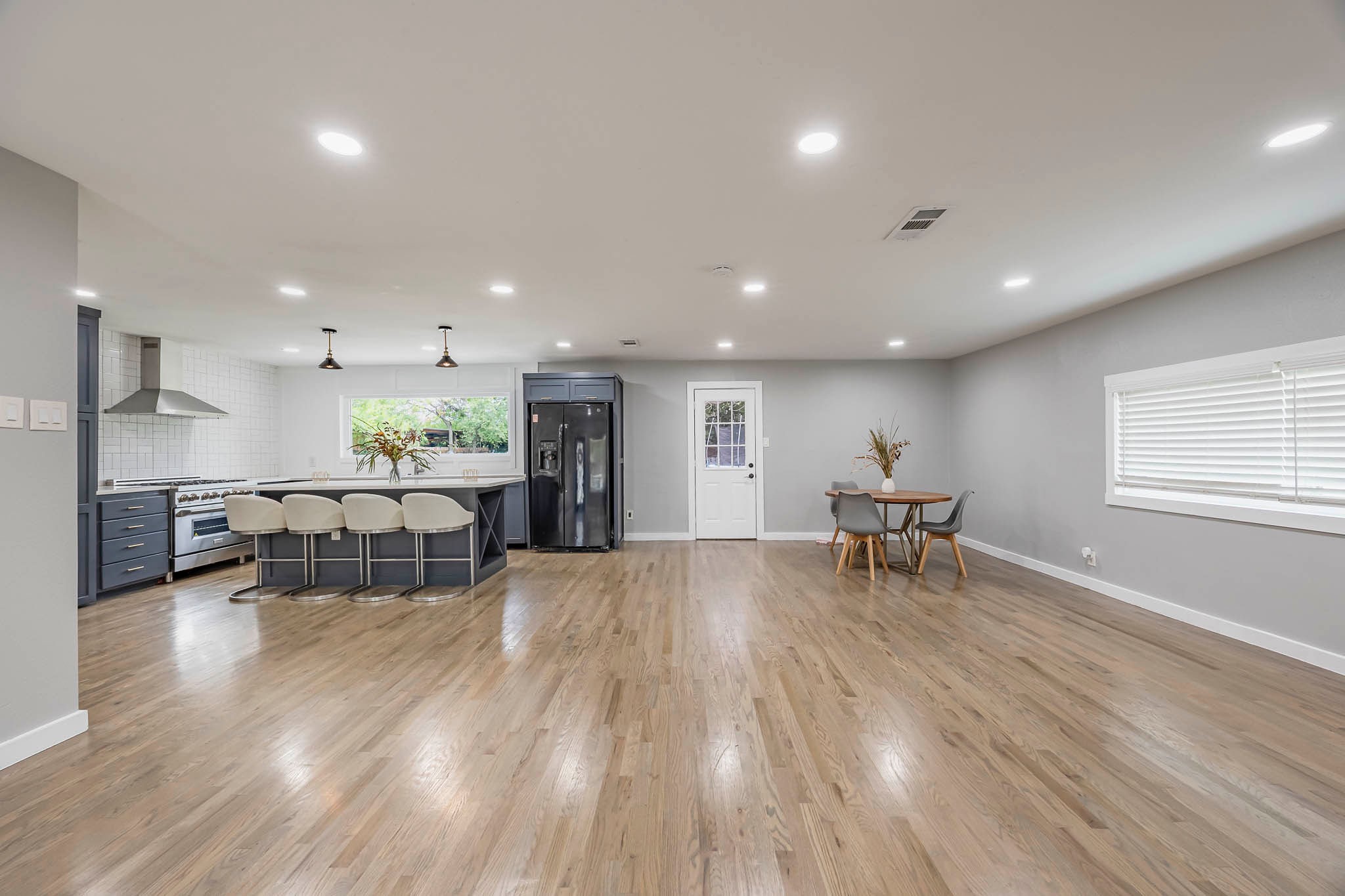 1507 Greenlawn Drive Dallas TX 75253
