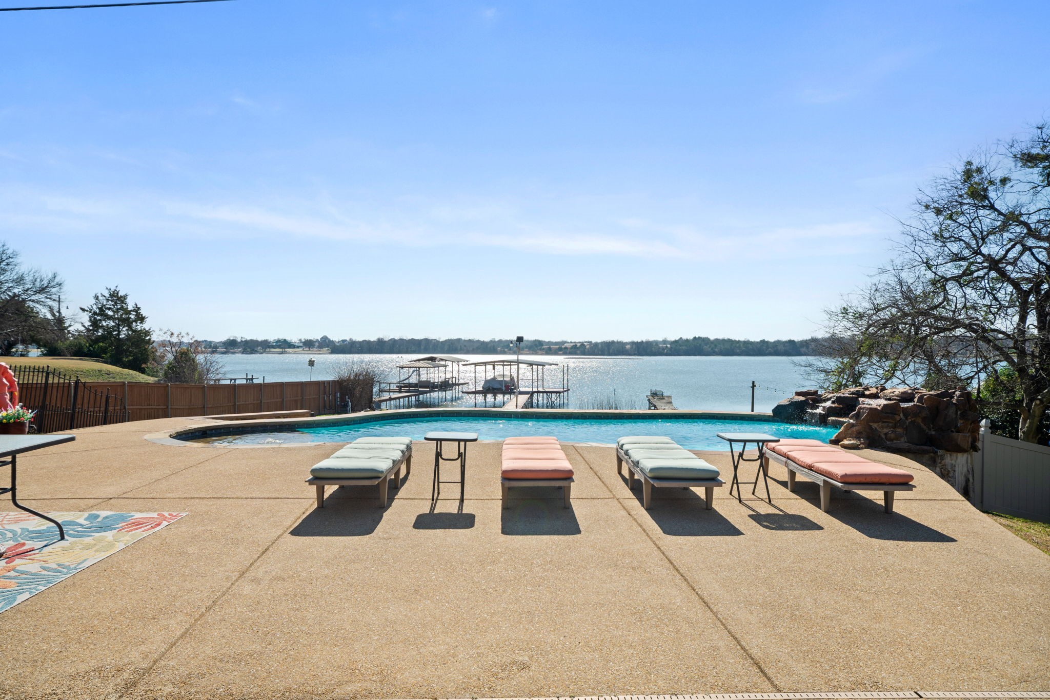 155 Lakeshore Drive Waxahachie TX 75165