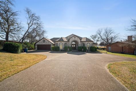 155 Lakeshore Drive Waxahachie TX 75165