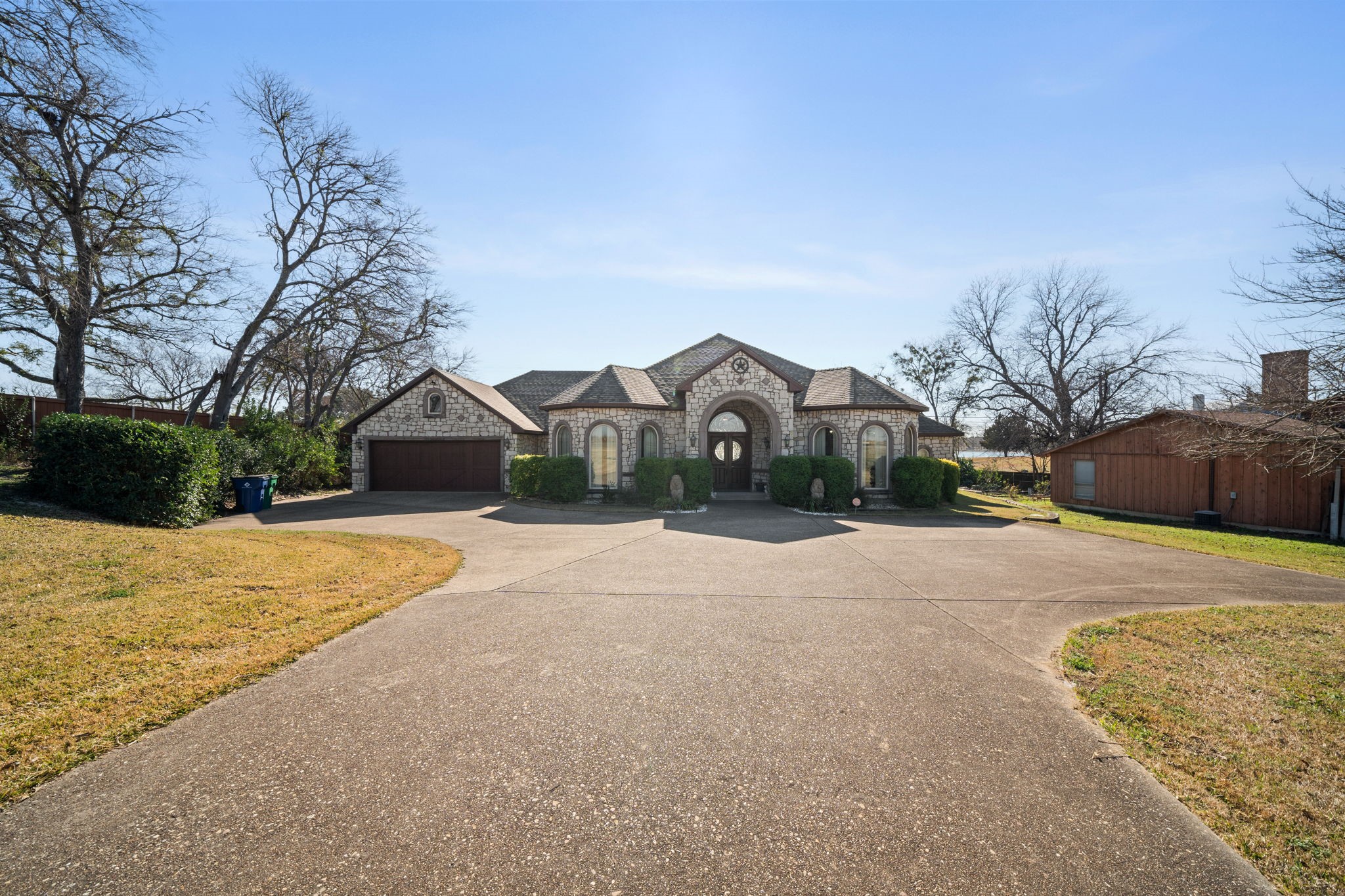 155 Lakeshore Drive Waxahachie TX 75165