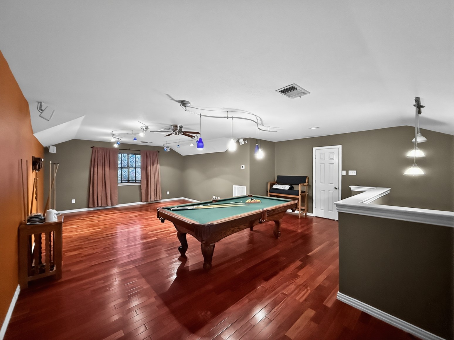 2025 Fair Oaks Circle Corinth TX 76210