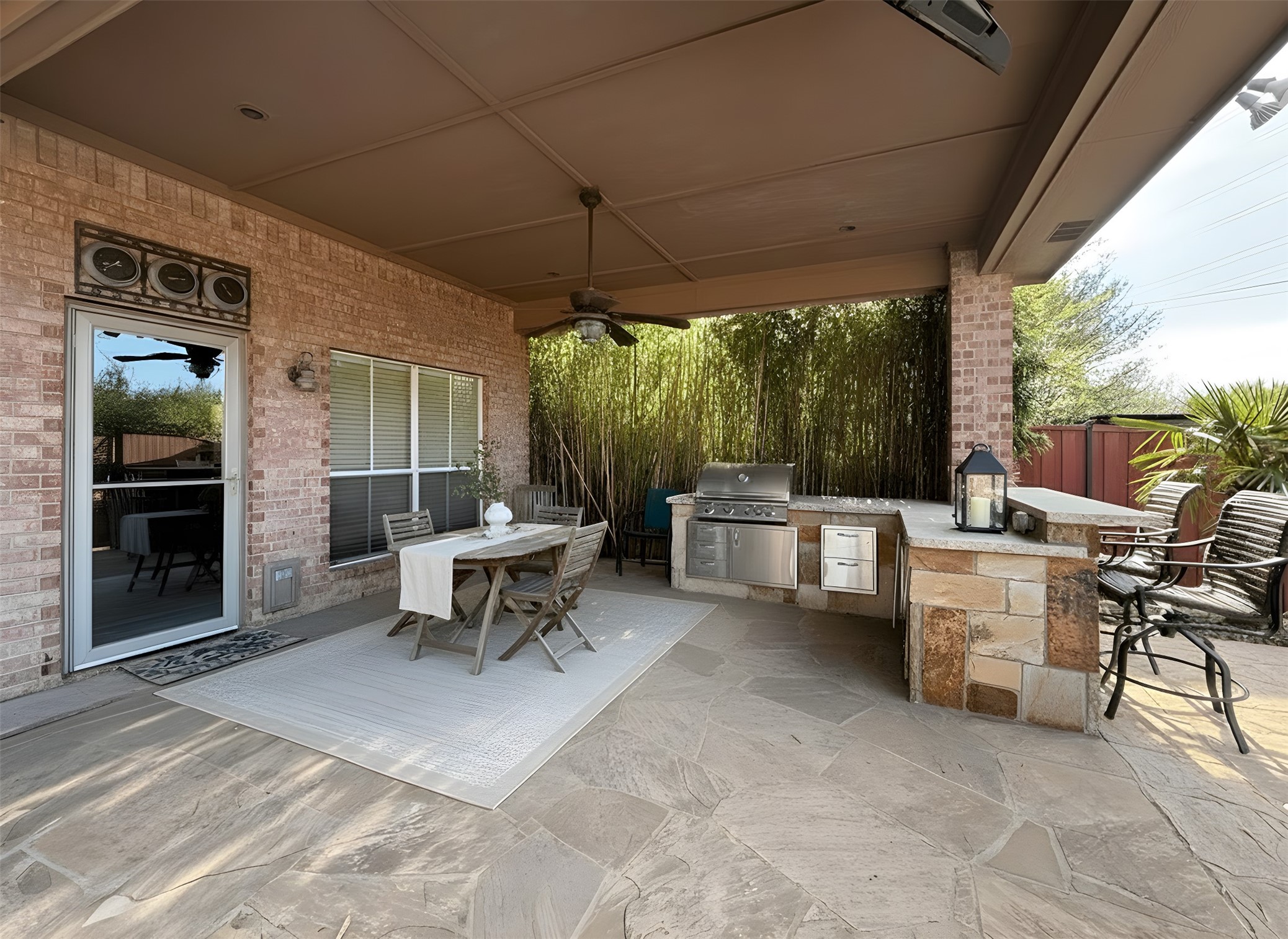 2025 Fair Oaks Circle Corinth TX 76210