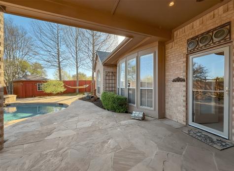 2025 Fair Oaks Circle Corinth TX 76210